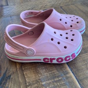 Size 10 toddler pink crocs